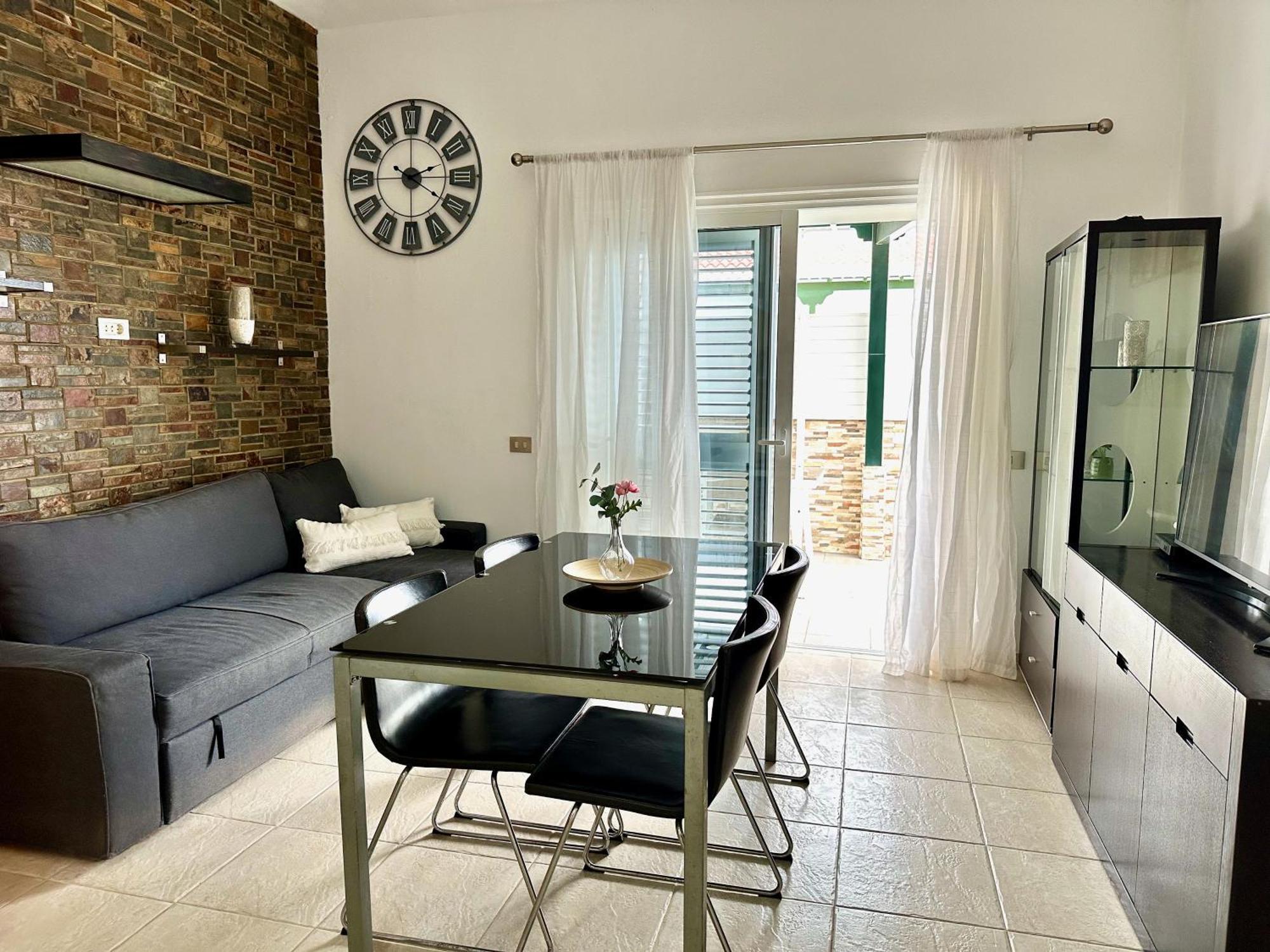 Holiday home Pambnb - House Next To The Beach, Terrace, Fiber Wi-fi, Bbq Abades (Tenerife)